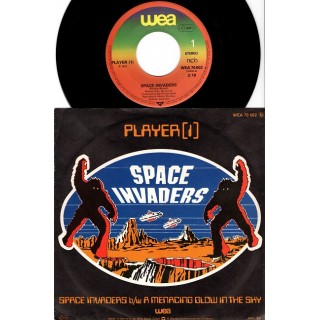 Player: Space Invaders/A Menacing Glow In The Sky – 1979 – GERMANY.                
