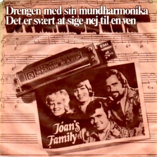 Joan´s Family: Drengen Med Sin Mundharmonika – 1973 – DANMARK.               