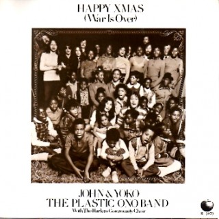 John & Yoko/The Plastic Ono Band: Happy Xmas/Listen, The Snow Is Falling – 1972 – UK.